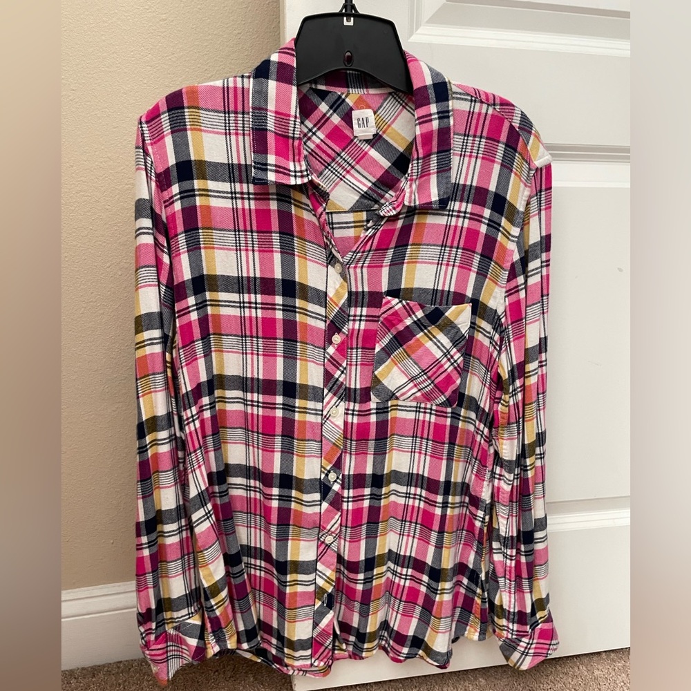 Gap Flannel Long Sleeve Button Down Shirt